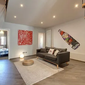  Apartment Zita By Mamo Italy